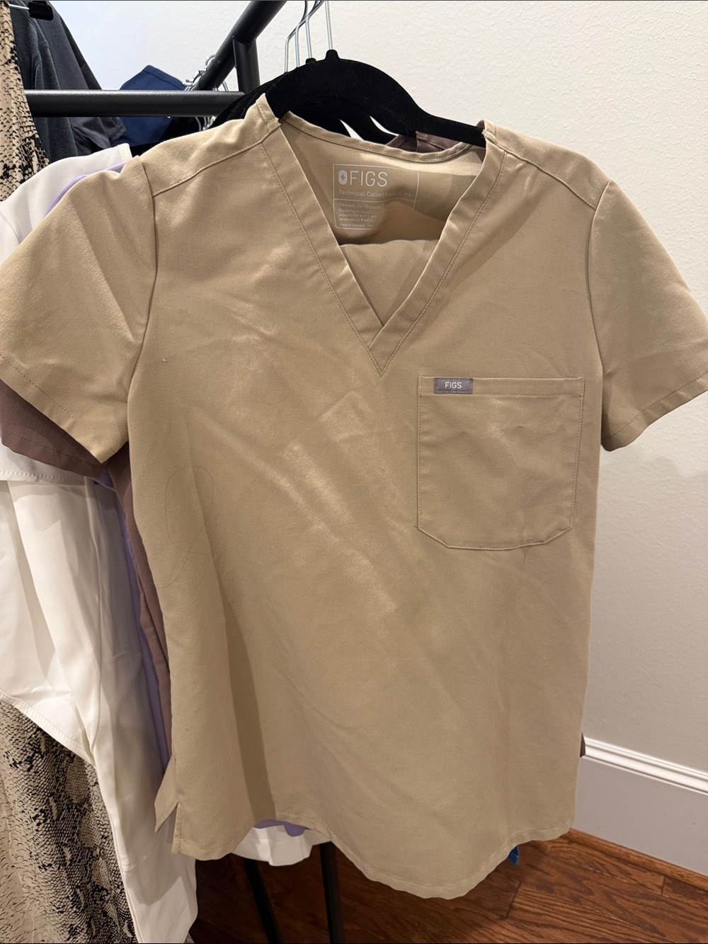 FIGS Scrubs Jogger Set
